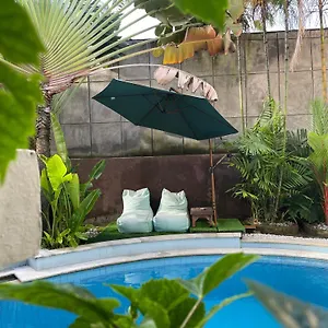  Homestay Umah Kita